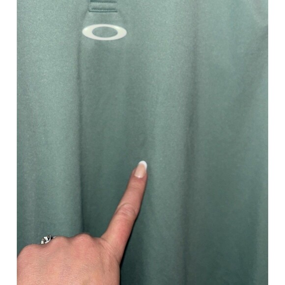 Oakley Men’s Large Green Polo Golf Shirt Regular Fit Short Sleeve - Picture 2 of 5